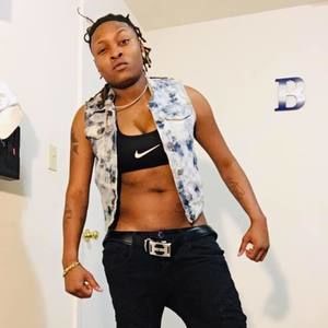 Meet your Posher, Briana